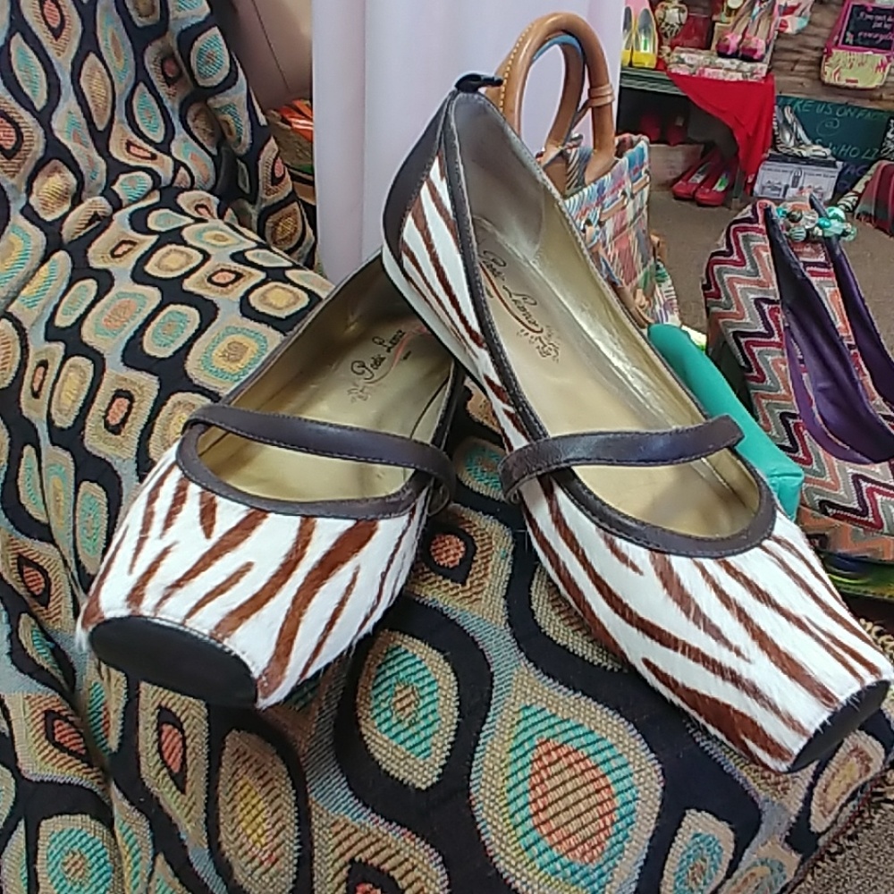 POETIC LICENSE FLATS